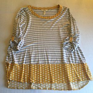 "Matilda Jane" Striped Gray and White Top (L)
